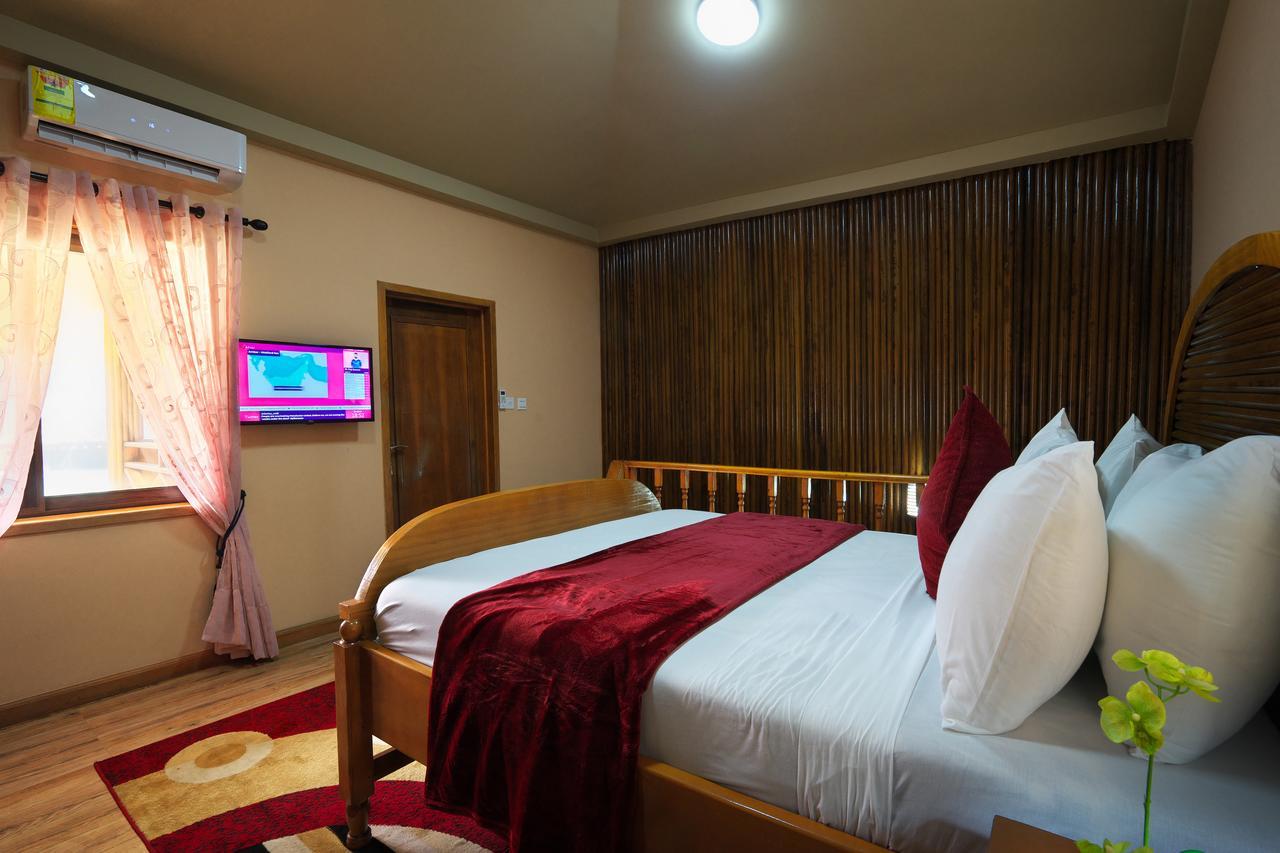 Maaha Beach Resort Anochi Luaran gambar