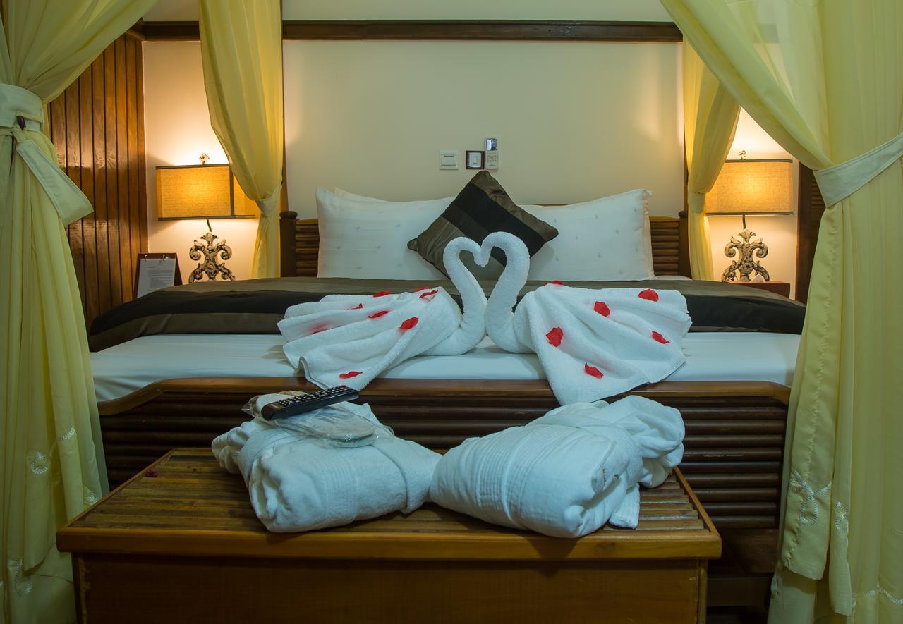 Maaha Beach Resort Anochi Luaran gambar