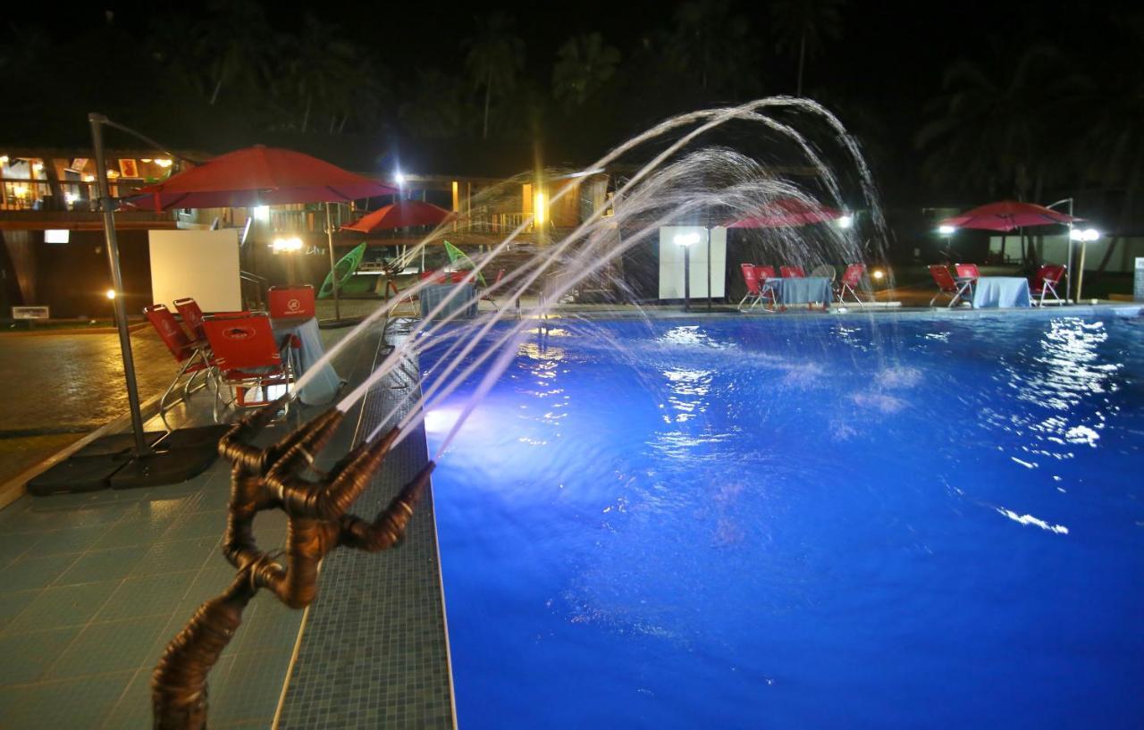 Maaha Beach Resort Anochi Luaran gambar